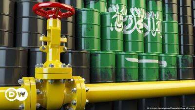 Саудовская Аравия может увеличить добычу нефти при ее снижении в РФ