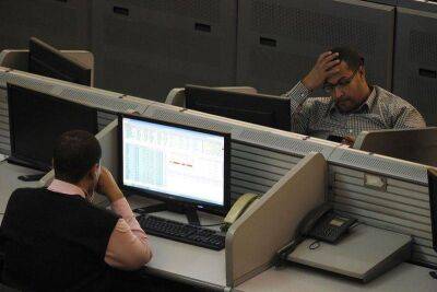 Рынок акций Московской биржи по состоянию на 10:30 мск 2 июня снижается