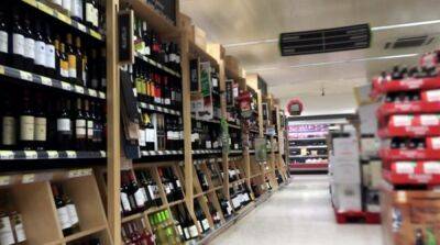 В Киеве ослабили правила продажи алкоголя в магазинах