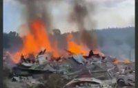 Пылающие руины: в сети показали жуткое видео курортного поселка в Донецкой области