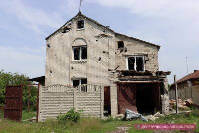 Дергачевский район под обстрелами: разрушена масса частных домов (фото)