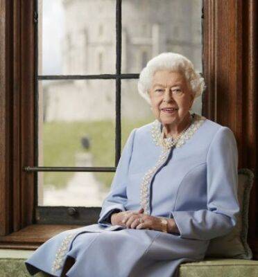 Четыре дня торжеств и гуляний: в Британии празднуют Платиновый юбилей королевы