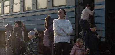 Червоний Хрест надасть допомогу українцям, що прихистили переселенців: як отримати гроші