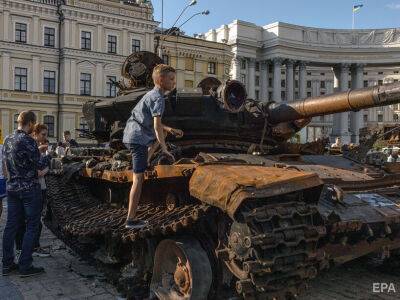 "Российские танки окажутся в Европе, но в виде обломков". Резников хочет устроить за рубежом выставку разбитой российской техники