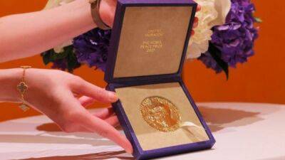 Больше $100 млн за нобелевскую медаль Дмитрия Муратова. Деньги пойдут украинским детям