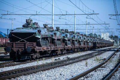 Військова допомога: Словенія передала Україні 35 югославських БМП М-80