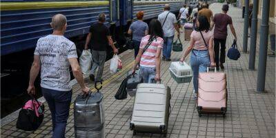 «Энтузиазм угас». Латвийское общество устало от беженцев из Украины — глава МВД