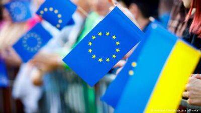 ЕС официально признает Украину кандидатом на поступление: проект решения