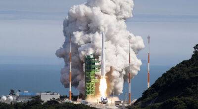 Южная Корея впервые успешно запустила ракету-носитель собственной разработки KSLV-2
