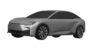 Новый электромобиль Toyota станет "зеленой" альтернативой Camry (фото)