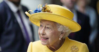 96-летняя королева Елизавета II напомнила о себе впервые после Платинового юбилея