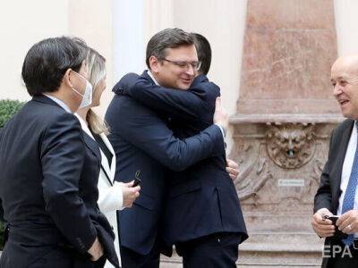 "Благодарен за порядочность". Кулеба поддержал главу МИД Италии, который решил выйти из партии из-за Украины
