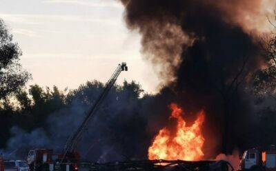 Небо само отвергает оккупантов: в рязанской области рухнул военный Ил-76 - фото и видео