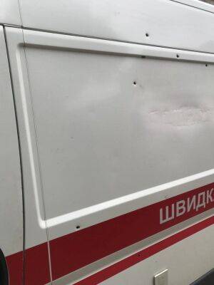На Харьковщине «скорая» попала под обстрел. Раненый фельдшер добрался на вызов