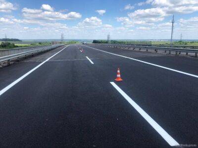 На Харьковщине ремонтируют «главную гуманитарную дорогу»