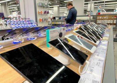 В РФ начали продавать смартфоны и другую электронику без разрешения правообладателей