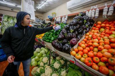 OECD: скрытый налог на овощи и фрукты, израильтяне будут платить еще дороже