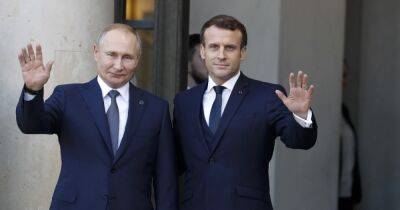 Французские СМИ узнали, о чем говорили Путин и Макрон перед вторжением в Украину