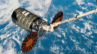 Американский грузовой корабль Cygnus впервые скорректировал орбиту МКС