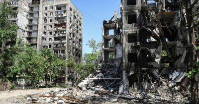 В Мариуполе под завалами нашли более сотни тел погибших от бомбардировок ВС РФ, — Андрющенко