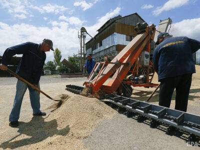 Британия выделит £10 млн на ремонт железнодорожных путей Украины, чтобы вывозить зерно