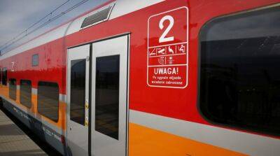 Украинцам в Польше отменяют бесплатный проезд в поездах
