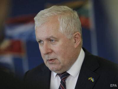 "Диктатор предлагает другому поделиться ядерными подгузниками". НАТО должно ответить на шантаж Путина и Лукашенко, считает министр обороны Литвы
