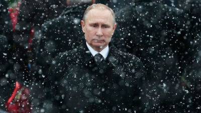 «Батут работает»: Россия объявила дефолт по внешнему долгу. Как это влияет на будущее РФ