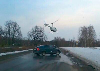 «Божественное явление»: в России ради священника на вертолете перекрыли дорогу