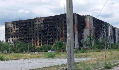 Лисичанськ засипають забороненими боєприпасами: кількість жертв ворожих обстрілів зростає