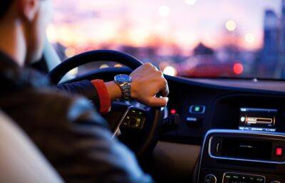 Водители, лишенные прав и повторно севшие за руль, будут платить штрафы без скидок