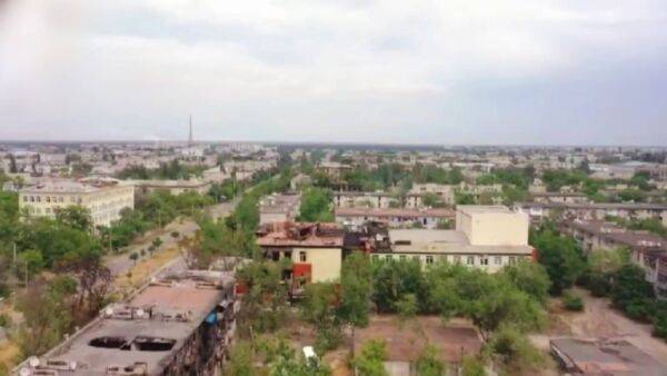 Лисичанськ усипаний протипіхотними мінами, точаться бої: Гайдай про ситуацію в місті