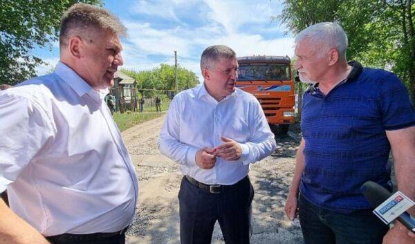 Губернатор Волгоградской области Бочаров окажет помощь в восстановлении района ЛНР
