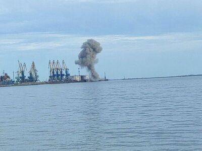 В оккупированном Бердянске прогремело два взрыва в районе морского порта