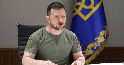Как турникеты в киевском метро: Зеленский раскритиковал политику "открытых дверей" НАТО (видео)
