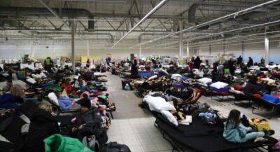 Польща з 1 липня припинить виплату допомоги біженцям із України
