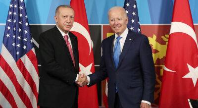 Байден и Эрдоган провели двустороннюю встречу