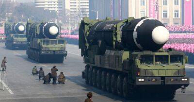 Старт новой гонки вооружений. Северная и Южная Кореи готовятся к войне
