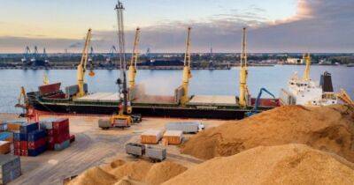 Путин предложил вывозить украинское зерно через Румынию, Польшу и Азовское море (видео)