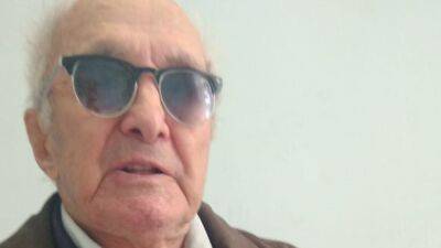 В Новосибирске на одиночном пикете задержан 97-летний ветеран