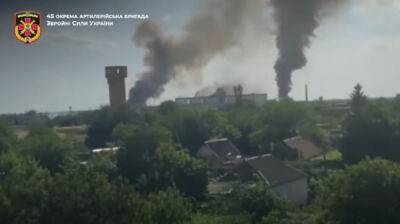 "Детонировало всю ночь": ВСУ показали уничтожение склада российских войск