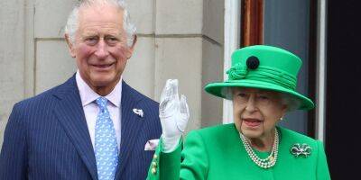 Завершение грандиозного празднования. Елизавета II с членами королевской семьи поприветствовала подданных с балкона Букингемского дворца