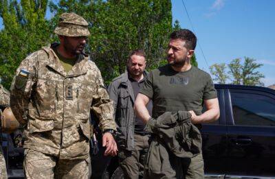 Зеленський відвідав передові позиції українських захисників на Запоріжжі