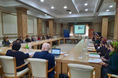 Эксперты ОБСЕ рассказали представителям велаятских властей о правах женщин