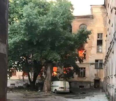 В Лисичанске рашисты уничтожили старинное здание, пережившее две мировые войны