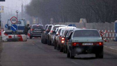 С улиц Киева воруют блокпосты