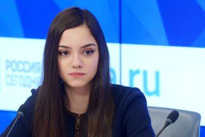 Медведева призвала не устраивать истерики по поводу продления отстранения российских фигуристов