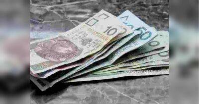 «Платитимуть 710 злотих»: хто з українських біженців отримає нову фінансову допомогу у Польщі