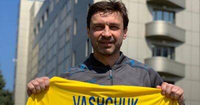 Футболист Владислав Ващук рассказал, что оккупанты разграбили его дом в Гостомеле