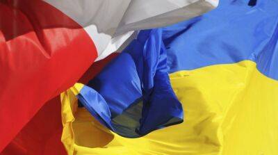 Больше половины поляков поддерживает Украину в войне против россии – соцопрос